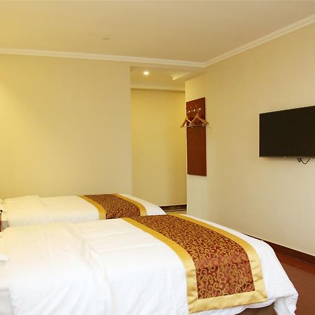 Greentree Inn Zhejiang Taizhou Tiantai Bus Station Express Hotel Exterior foto